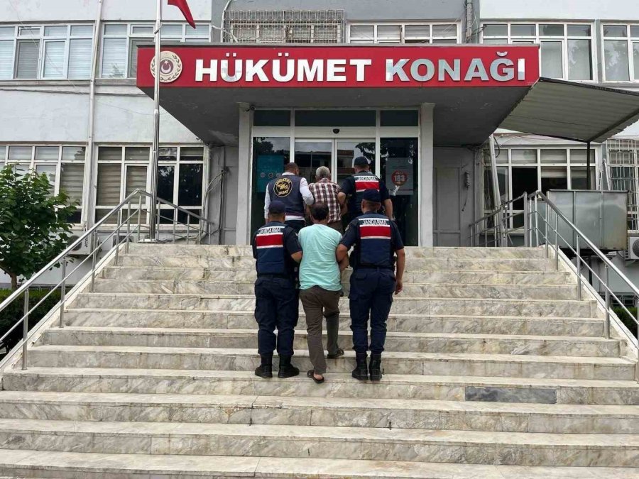 Traktörde 4 Yıl Önce Cesedi Bulunmuştu, Cinayet Şüphelileri Yakalandı