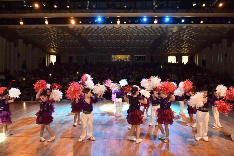 Kepez’in Kreşlerinde Mezuniyet Heyecanı Yaşandı