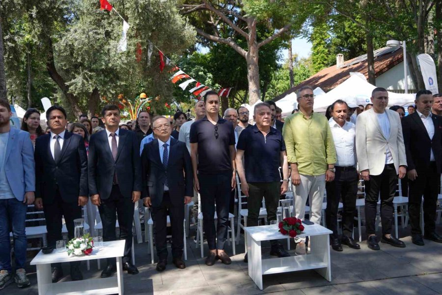 Antalya’da Dünya Çevre Günü’ne ’plastik Kirliliğine Dur De’ Teması Damga Vurdu