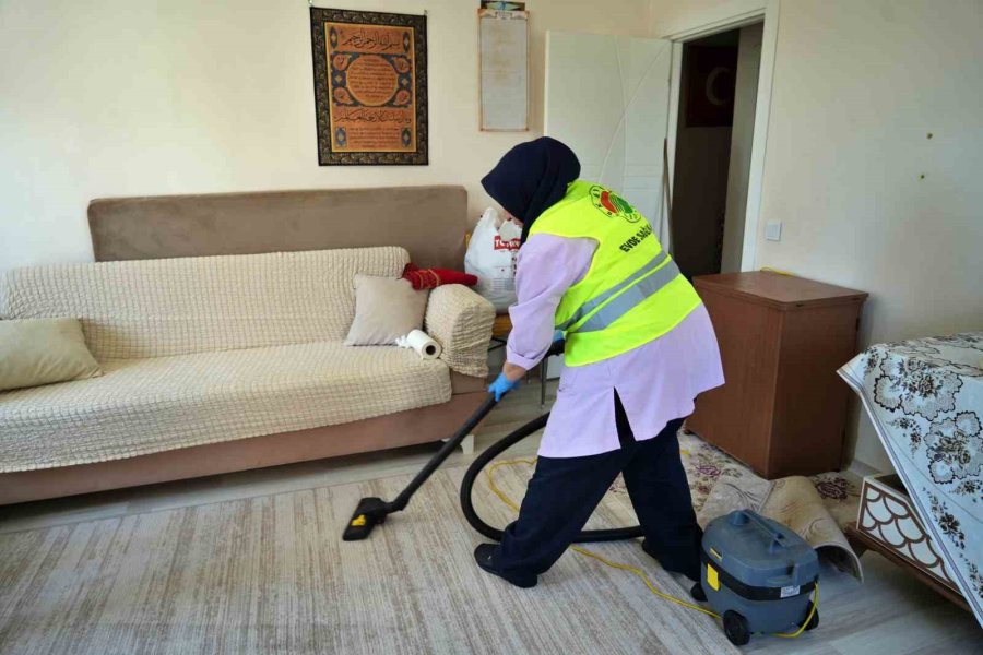 Bayram Öncesi Şehit Annesini Duygulandıran Hizmet