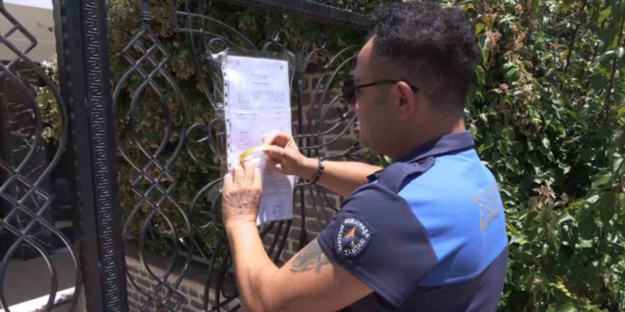 Antalya’da Yangın Güvenliği Sebebiyle Ruhsatları Askıya Alınan Tesislerden Biri Mühürlendi