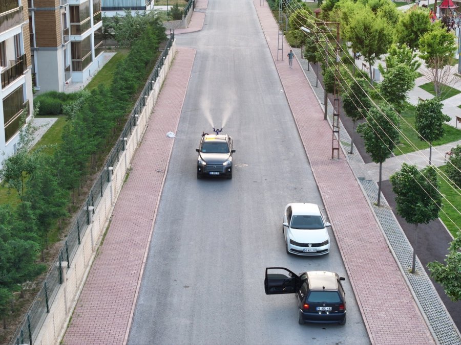 Karatay Belediyesi’nden Bayram Öncesi İlaçlama Mesaisi