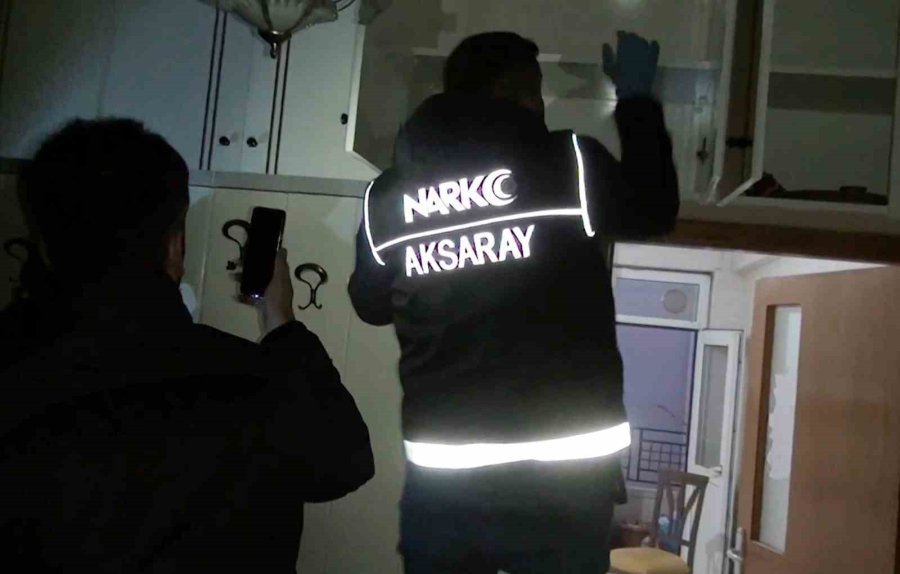 Uyuşturucu Operasyonunda F Serisi Dolar Ele Geçirildi: 1 Tutuklama