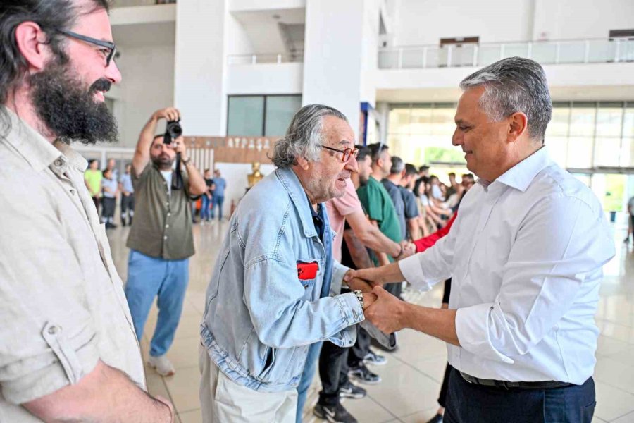Başkan Uysal, "örnek Belediye Olmayı Sürdürüyoruz"