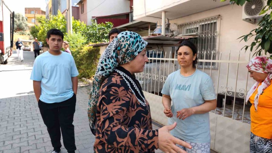 Acı Olay: Anne Ve Oğlu Kanlar İçinde Bulundu, Hastaneye Kaldırıldı