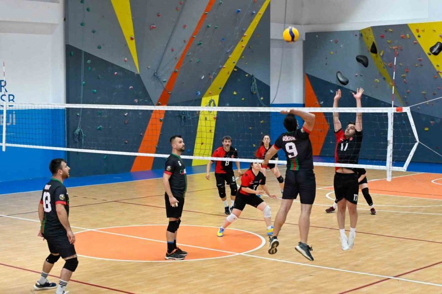 Antalya Osb’nin Şampiyonları Belli Oldu