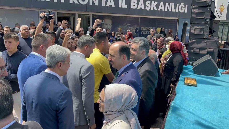 Ak Parti Konya’da Bayramlaşma Programı Düzenlendi