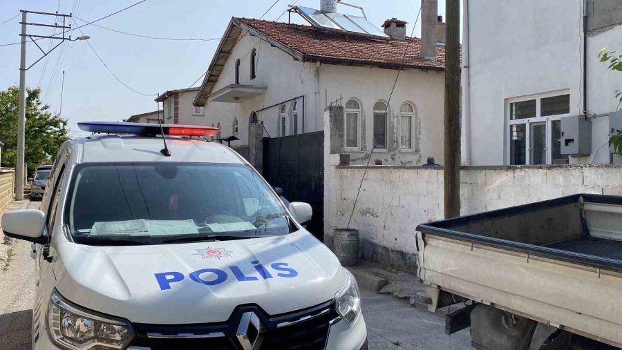 Konya’da Yüksekten Düşen 64 Yaşındaki Adam Hayatını Kaybetti