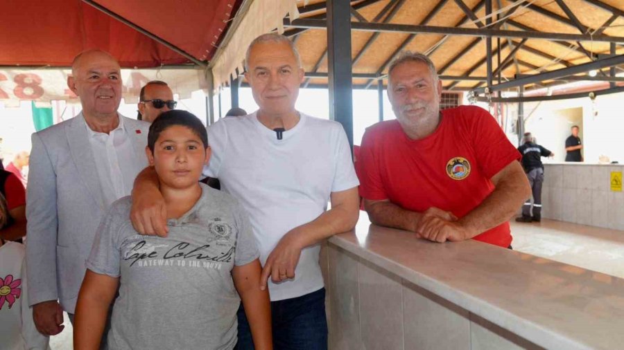 Özçelik: ’’vatandaşlarımızın Huzur İçinde İbadetlerini Yerine Getirmesi Bizim İçin Çok Önemli’’