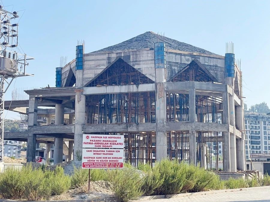 Pazarcı Mahallesi Camisine Bayram Sabahında Kavuştu