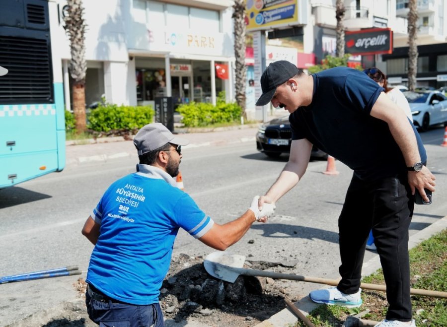 Bakan Kotan Hem Denetledi Hem De Bayramlaştı