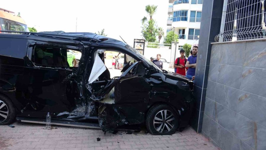 Irak’tan Tatile Gelen Aileye Kaza Şoku: 3 Yaralı