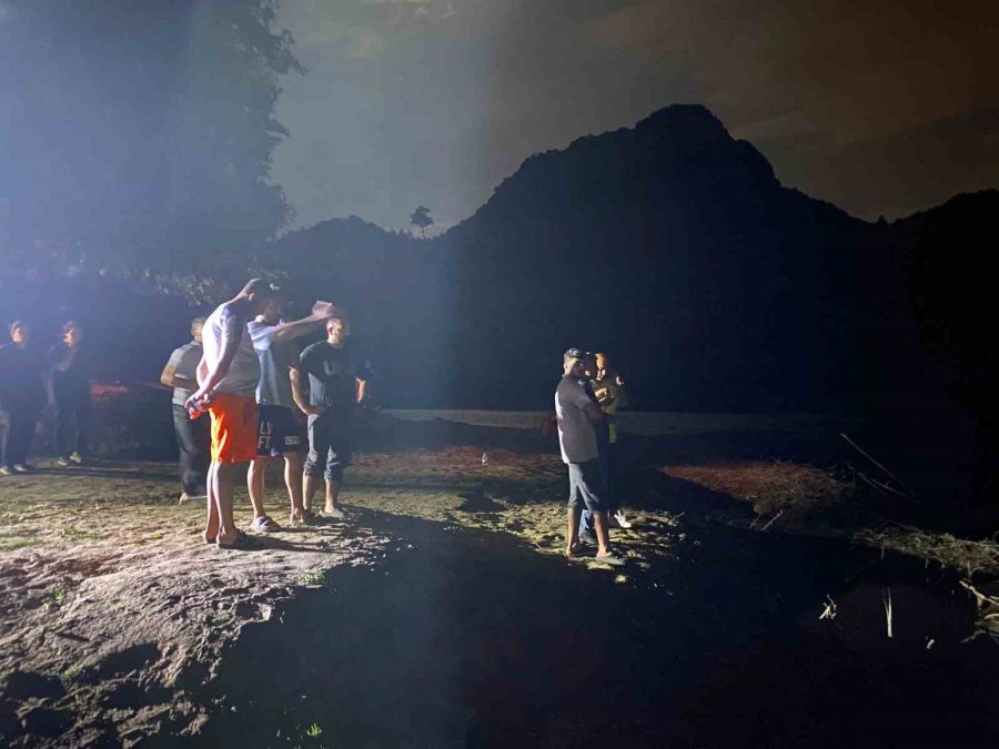 Bayram Tatili İçin Geldiği Antalya’da Balık Avlamak İsterken Canından Oldu