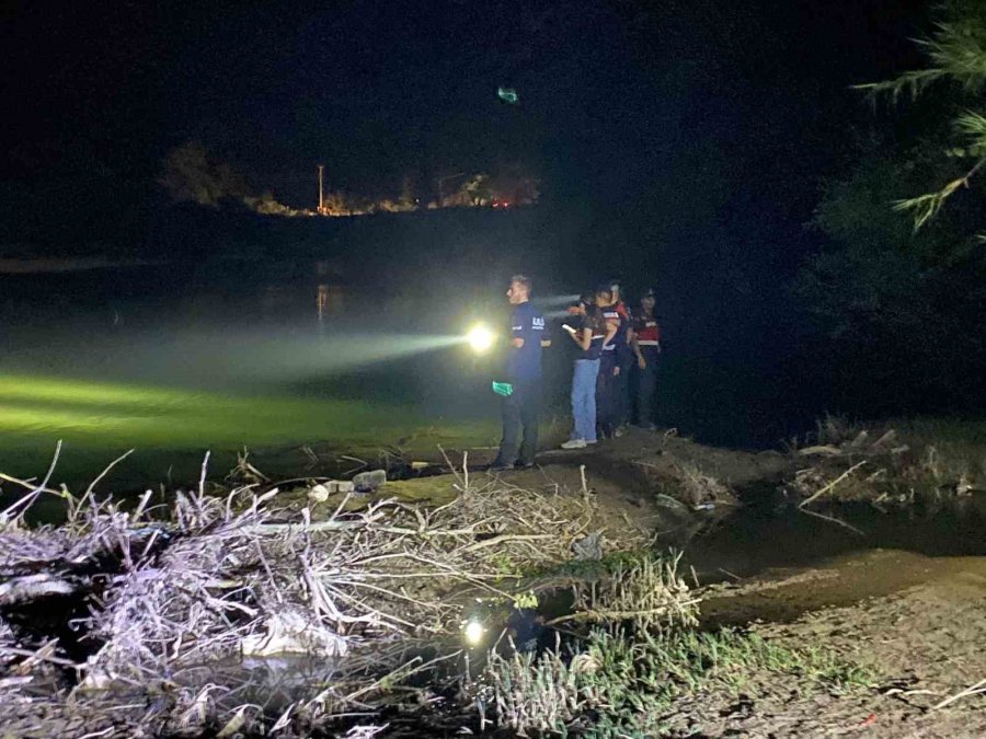 Bayram Tatili İçin Geldiği Antalya’da Balık Avlamak İsterken Canından Oldu