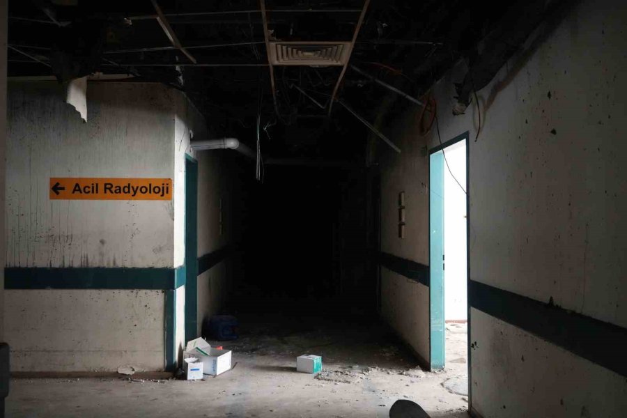 Görevli Hemşire Hastanenin Acil Servisindeki Yangında Verilen Mücadeleyi Anlattı