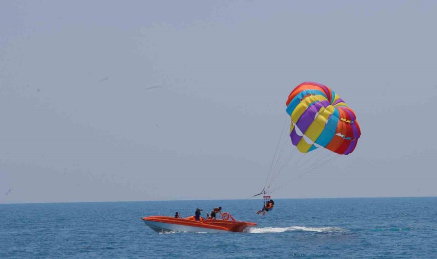 Antalya’da Bayramın Son Günü Sahiller Doldu