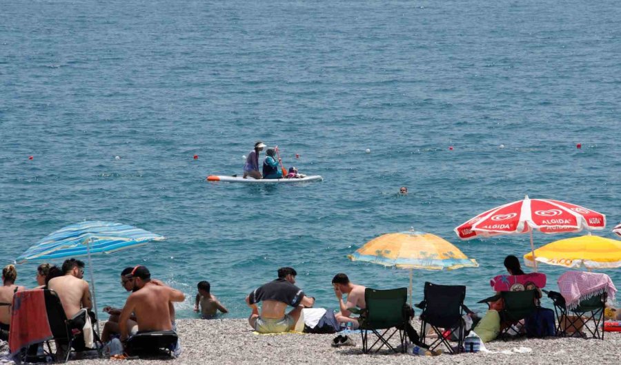 Antalya’da Bayramın Son Günü Sahiller Doldu