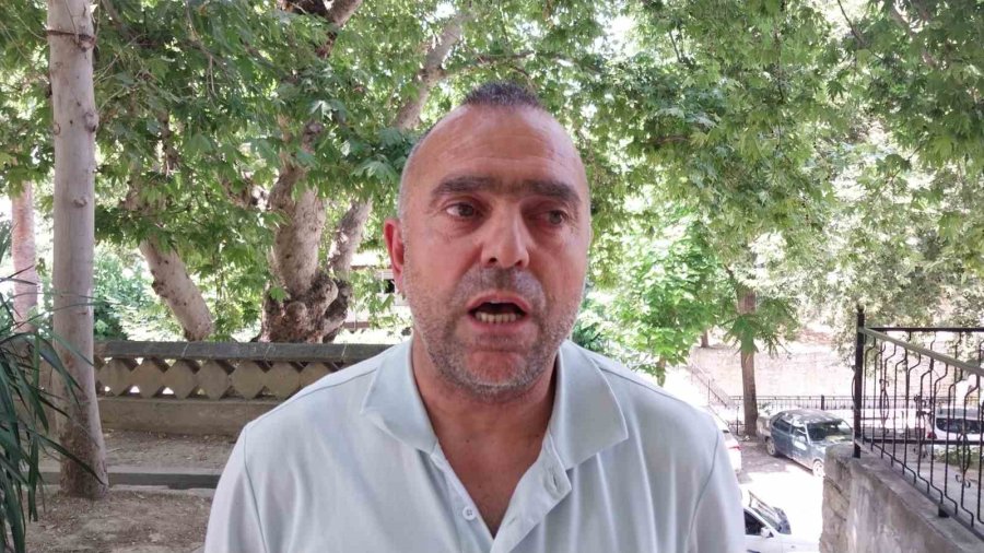 Taş Ve Sopalarla Saldırdılar: 3 Yaralı