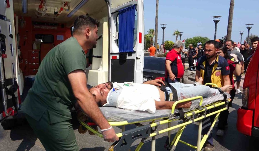 Otomobil Ve Motosikletler Çarpıştı: 1’i Ağır 3 Yaralı