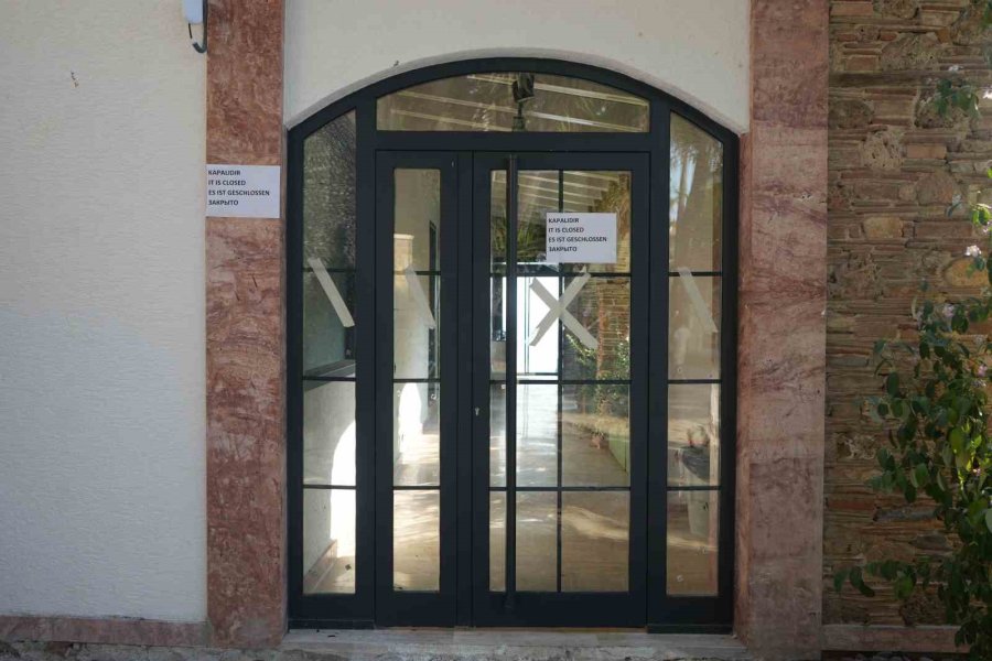 Mermerli Plajı Tadilat Nedeniyle Kapatıldı