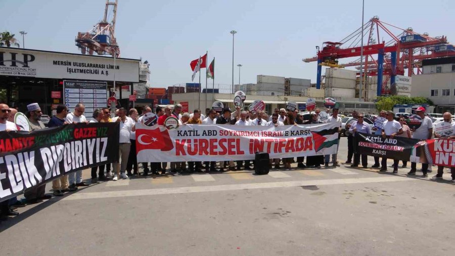 Mersin’de, İsrail’in ’madleen’ Gemisine Müdahalesi Protesto Edildi