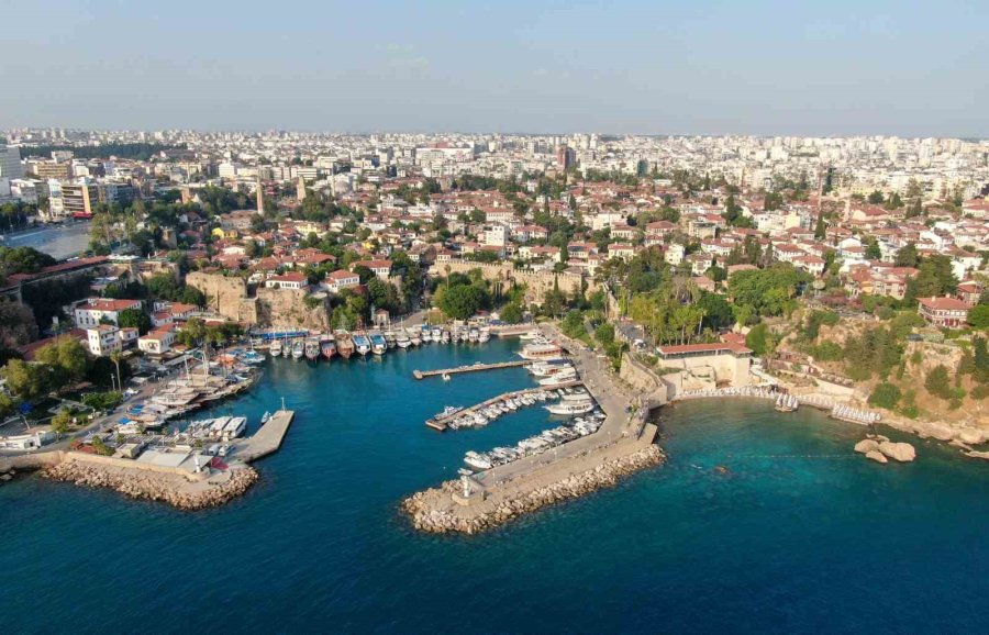 Antalya Valiliği’nden Mermerli Plajı Açıklaması: "yıllık 15 Milyon Tl Gelir Sağlandı, Plaj Halka Açık Olacak"