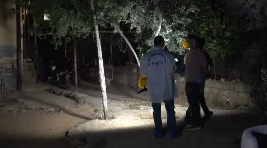 Antalya’da Yorgun Merminin İsabet Ettiği Suriyeli Genç Hayatını Kaybetti