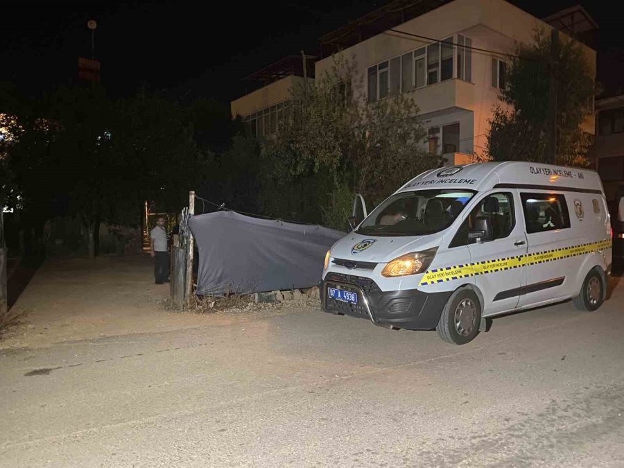 Antalya’da Yorgun Merminin İsabet Ettiği Suriyeli Genç Hayatını Kaybetti