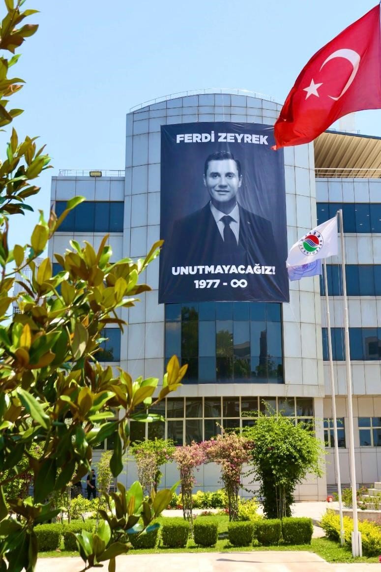 Ferdi Zeyrek’in İsmi Kepez’de Yaşayacak
