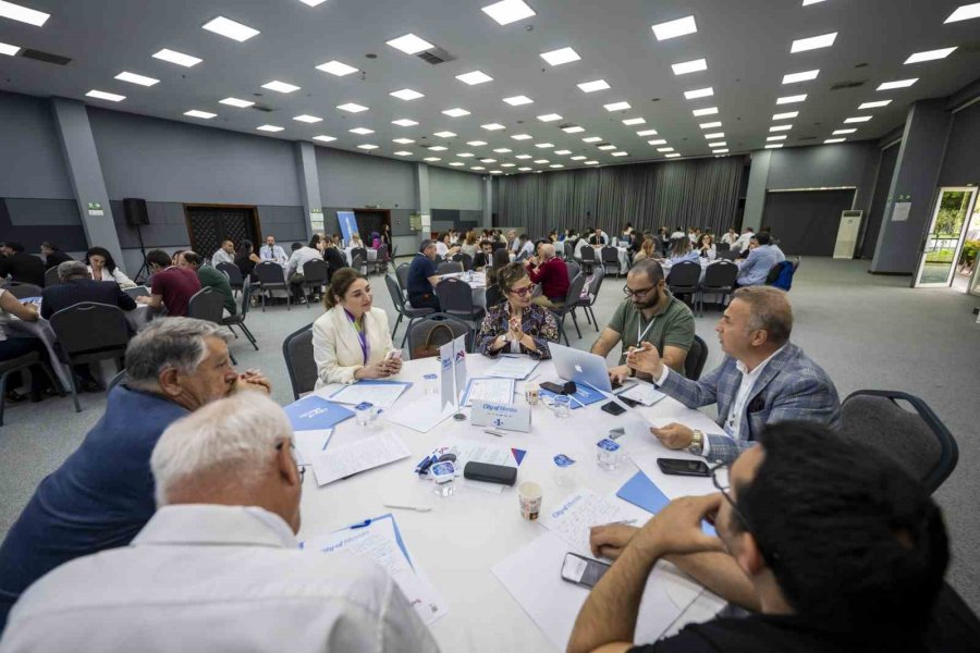 Mersin’de ’uluslararasılaşma Çalıştayı’