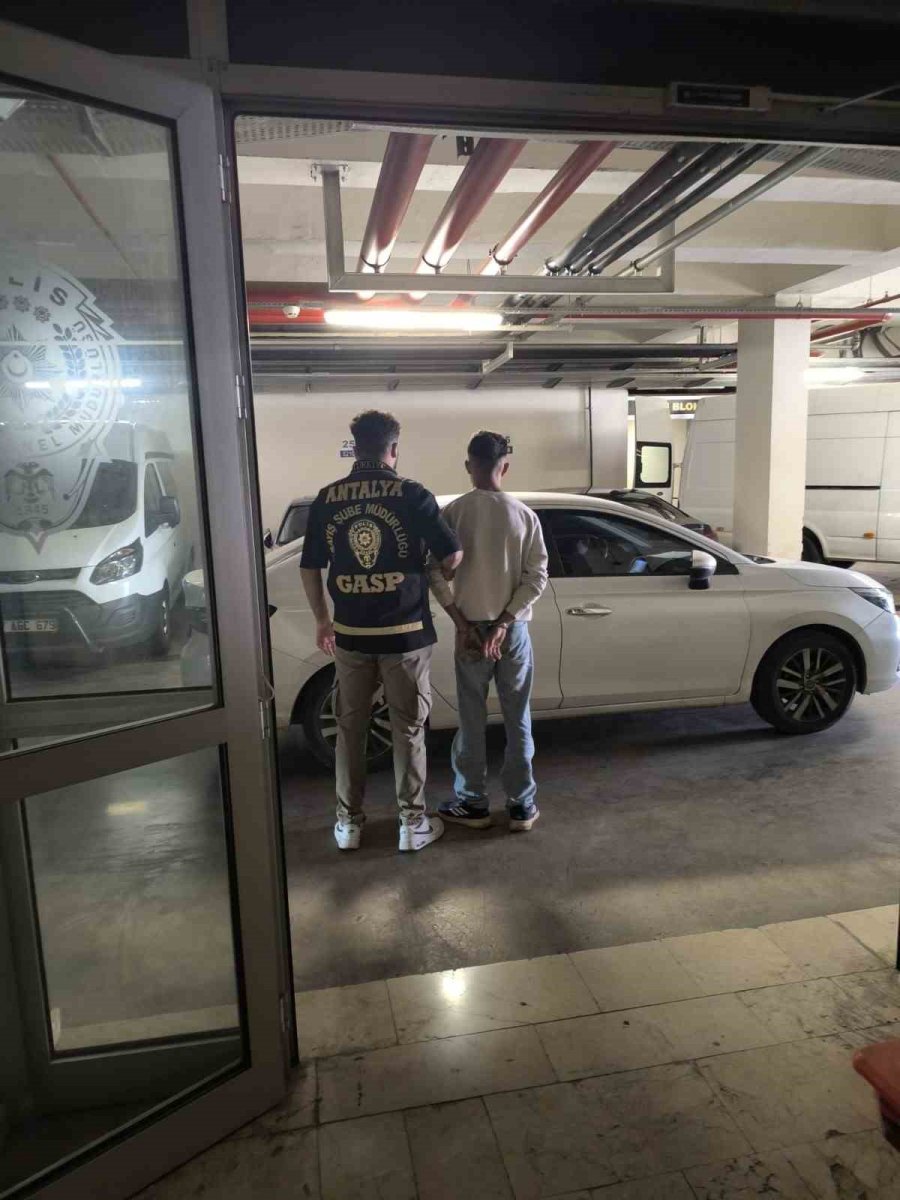 Antalya’da Son Bir Haftada 161 Kişi Tutuklandı