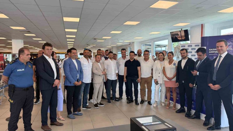 Özbekistan’dan Gazipaşa-alanya Havalimanı’na İlk Direkt Uçuş Gerçekleşti