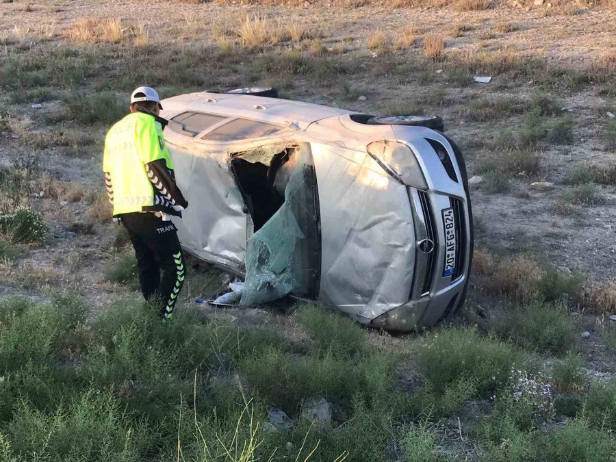 Konya’da Otomobil Takla Attı: 3 Yaralı