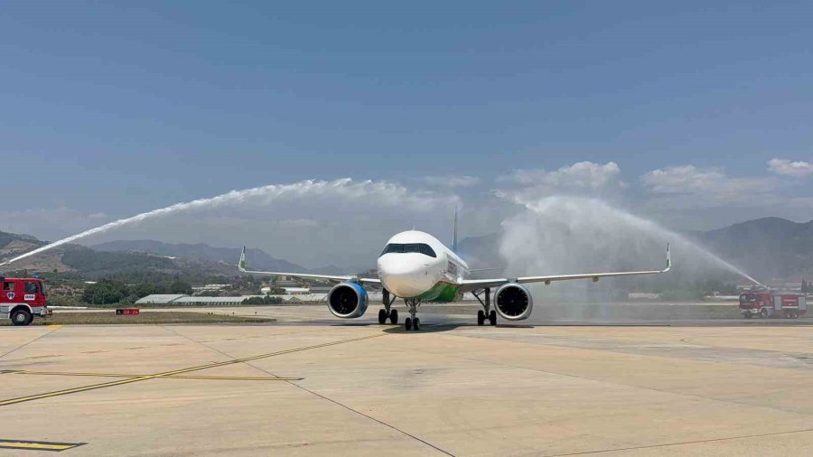 Özbekistan’dan Gazipaşa-alanya Havalimanı’na İlk Direkt Uçuş Gerçekleşti