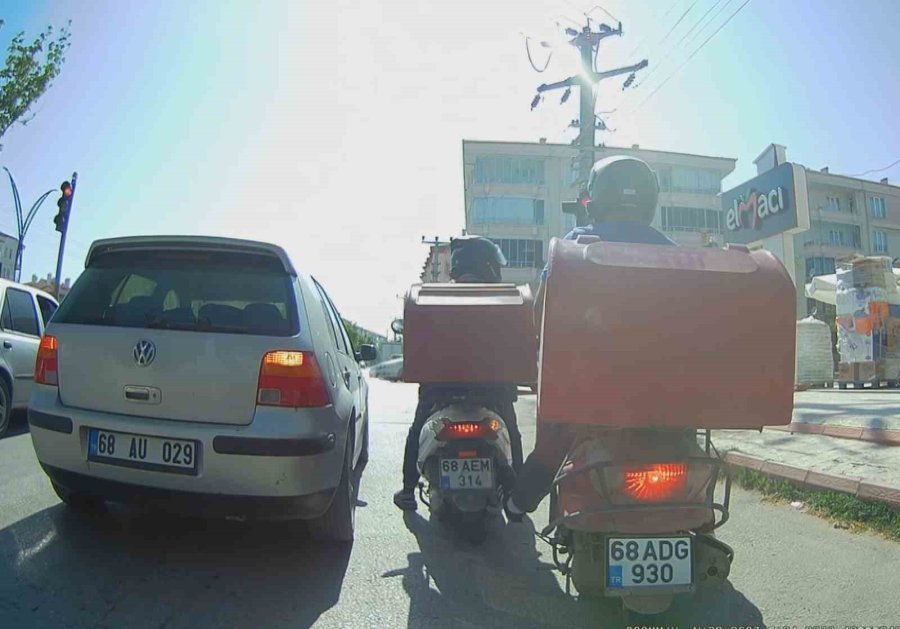 Kuryelerin Tehlikeli Yolculuğu Yürekleri Ağza Getirdi