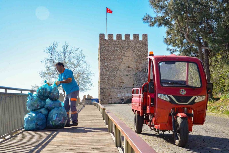 Bayramda Tatilciler Alanya’ya 5 Bin Ton Atık Bıraktı