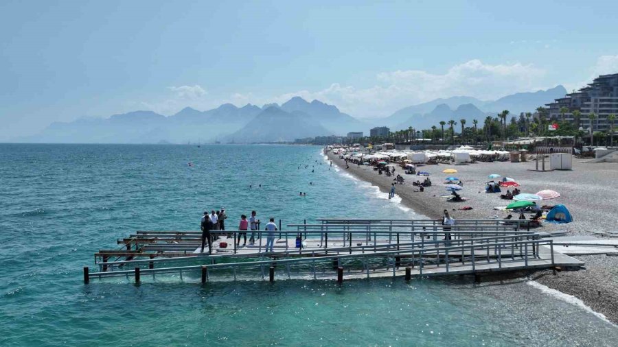 Konyaaltı Engelsiz Plaj Yaza Hazırlanıyor