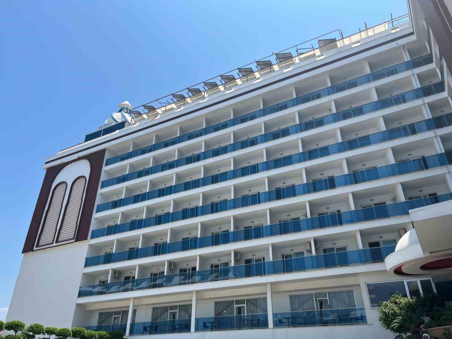 Alanya’da 5 Yıldızlı Otelde Yangın Korkuttu