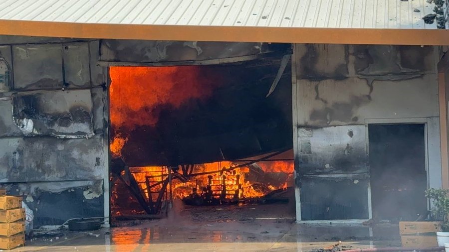 Fide Üretim Merkezinde Yangın