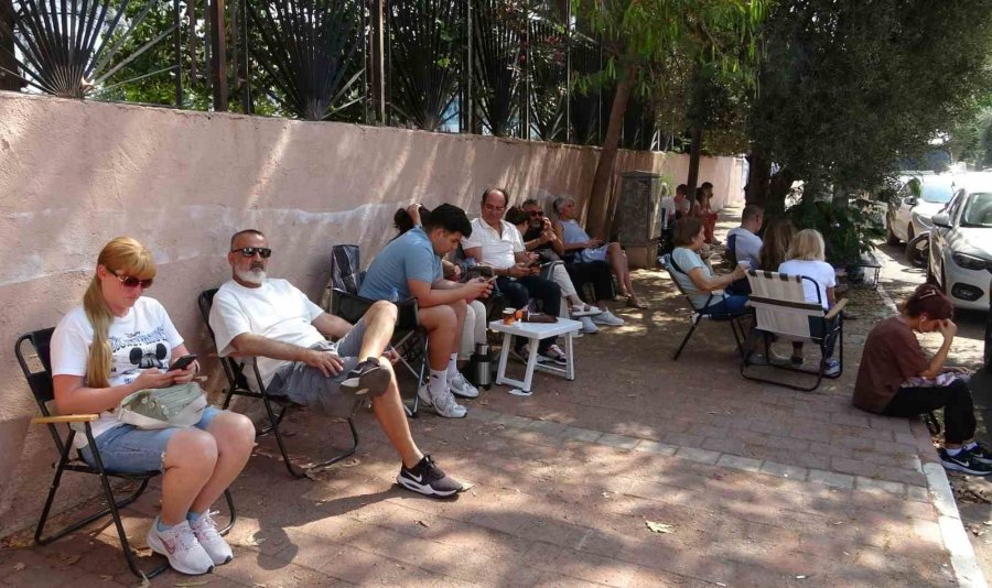 Antalya’da Lgs Sınavı Öğrenciler Kadar Velileri De Heyecanlandırdı