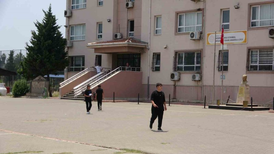 Lgs’de Oturumlar Tamamlandı, Babalar Çifte Heyecan Yaşadı