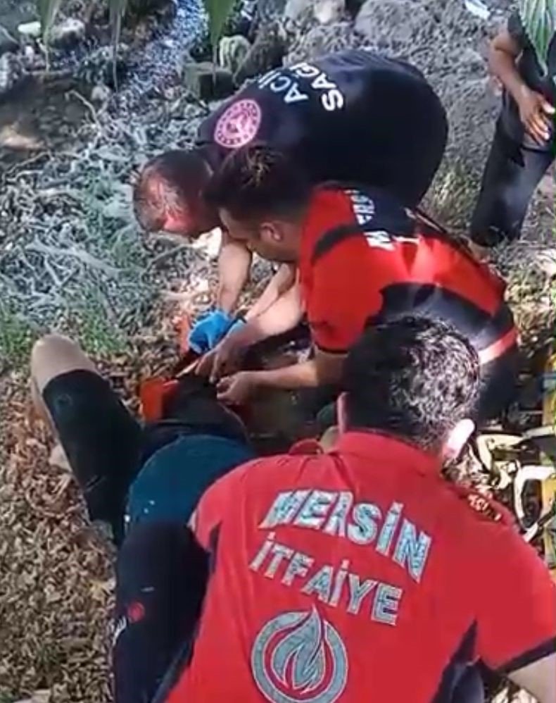 Balık Tutarken 15 Metreden Düştü