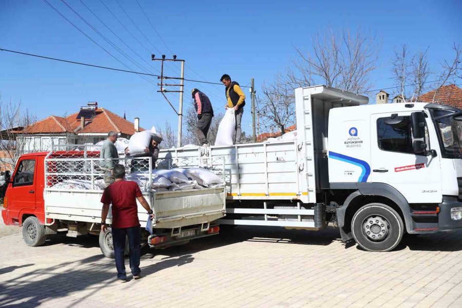Büyükşehir’den Tarım Ve Hayvancılığa Can Suyu