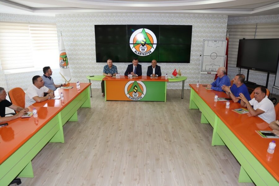 Alanya Kaymakamı’ndan Alanyaspor’a Veda Ziyareti