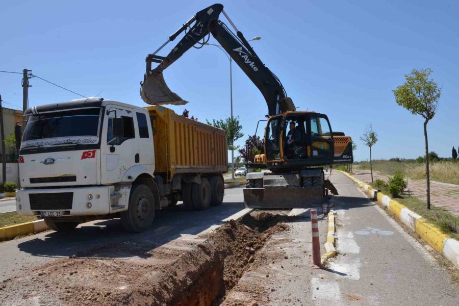 Döşemealtı’nda 335 Milyon Tl’lik İki Yatırım Hayata Geçiriliyor