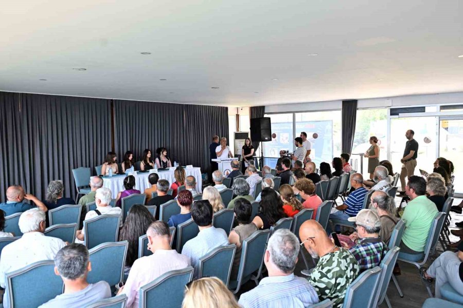 Başkan Uysal: "sanat Ve Kültür Üretimi Hızla Tüketilen Dünyada Bir Çeşit İnatlaşma"