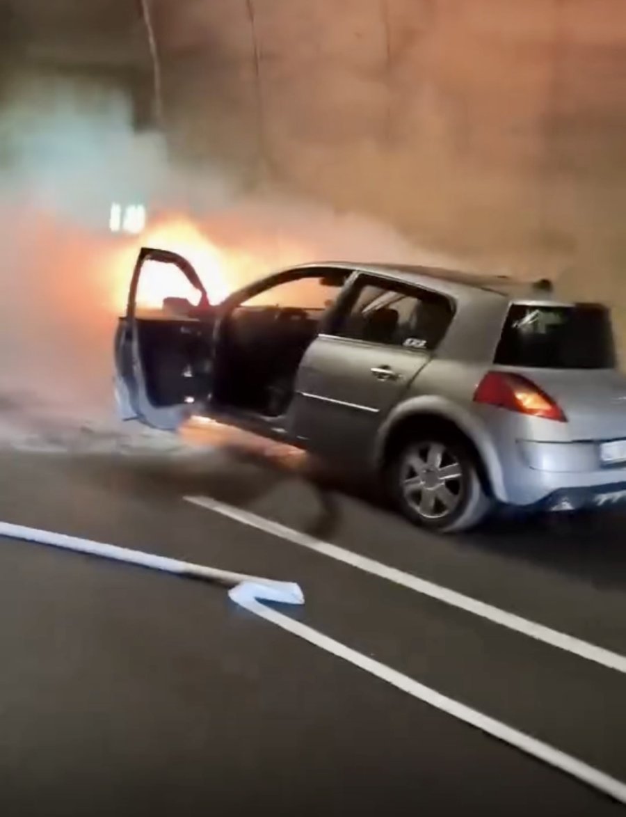 Demirkapı Tüneli’nde Alev Alan Otomobil Kullanılamaz Hale Geldi