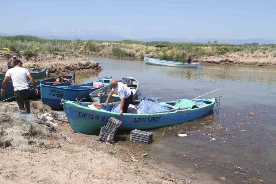 Balıkçılar "vira Bismillah" Diyerek Beyşehir Gölü’nde Su Ürünleri Avlanma Sezonunu Açtı