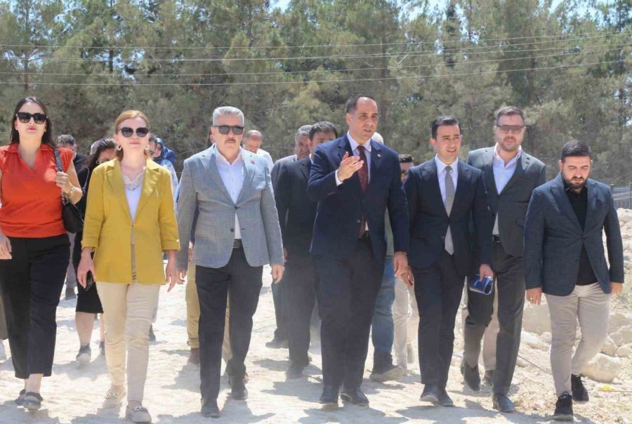 Kıratlı: "mezitli Devlet Hastanesi Yıl Sonunda Hizmete Girecek"