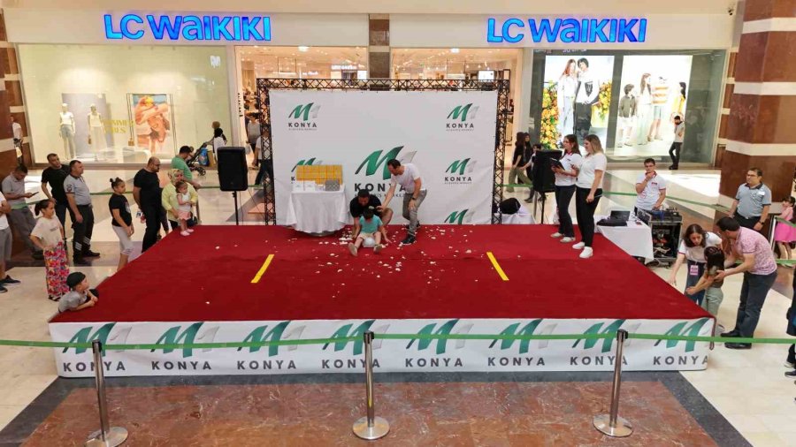 M1 Konya Avm’de Babalar Günü’ne Özel Yarışma Yapıldı